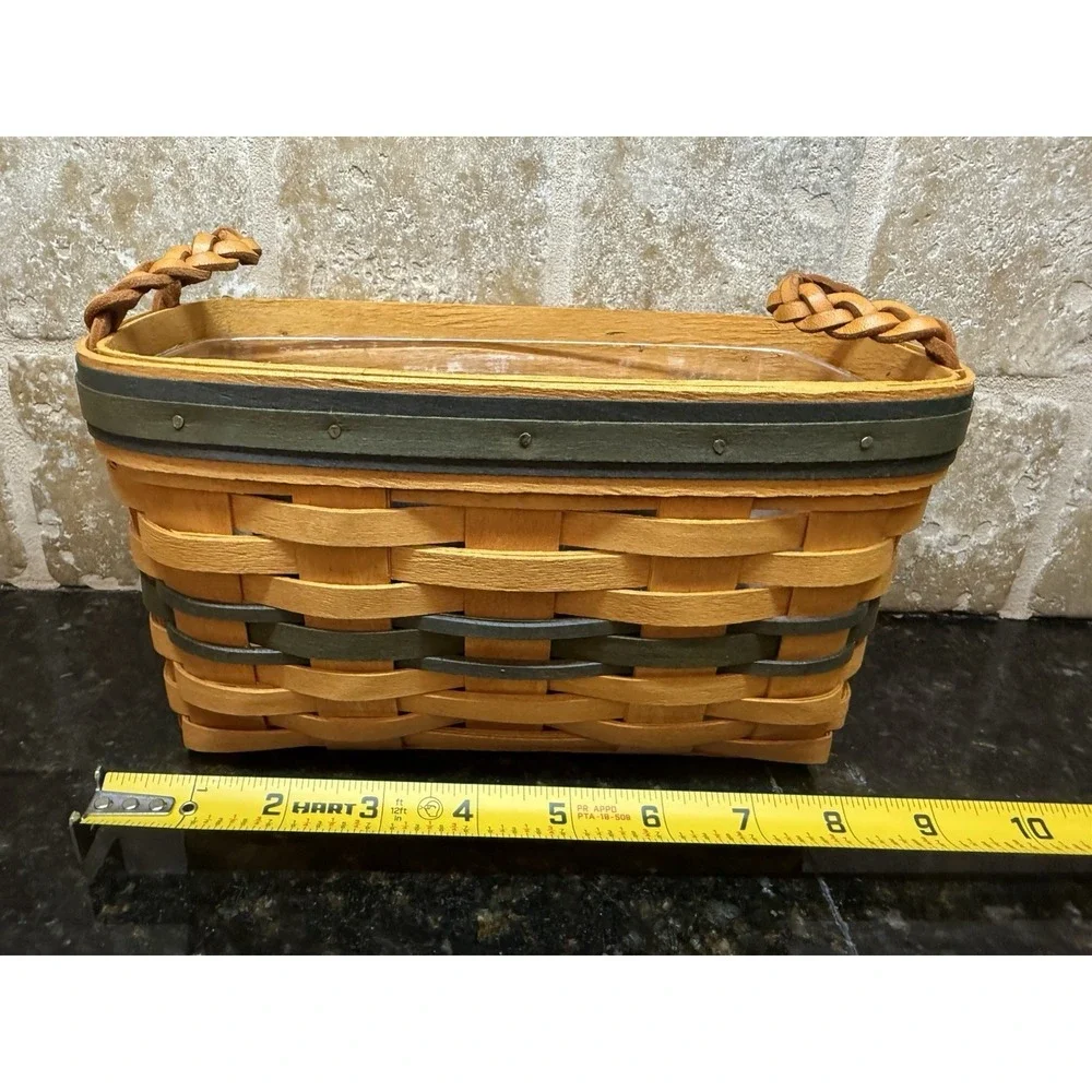 Longaberger 1997 Collectors Club Renewal Basket‎ w/ Liner, Protector & Box